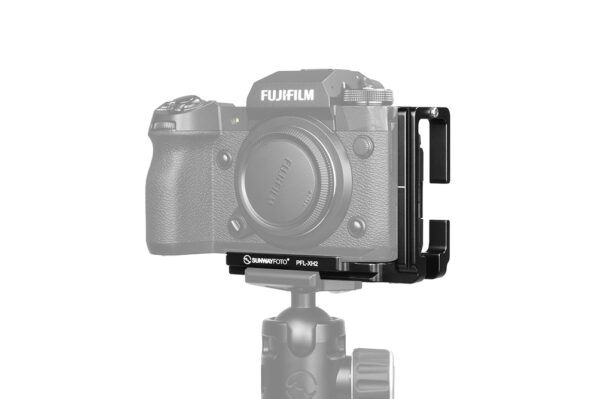 Sunwayfoto PFL-XH2 Dedicated L Bracket for Fujifilm XH-2 Fujifilm | Sunwayfoto Australia |